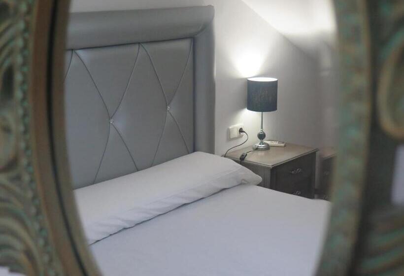 غرفة كومفورت, Restaurante Boabdil