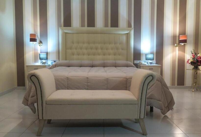 جناح جونيور, Restaurante Boabdil