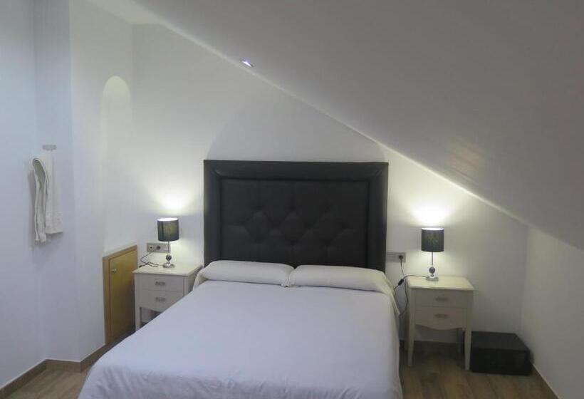 غرفة كومفورت, Restaurante Boabdil