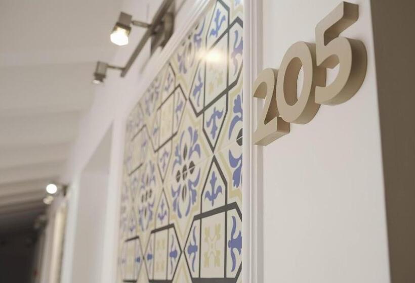 غرفة كومفورت, Restaurante Boabdil