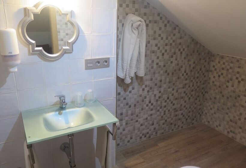 غرفة كومفورت, Restaurante Boabdil