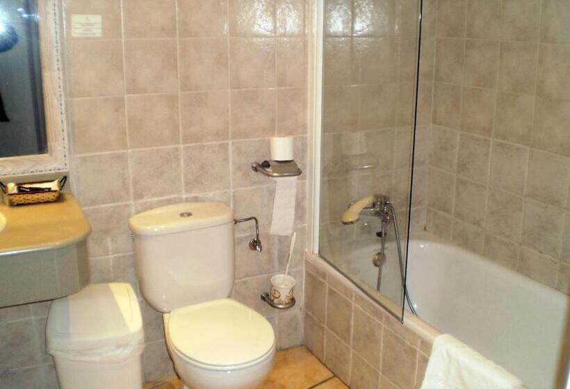 اتاق استاندارد با چشم‌انداز, Rural El Castillo