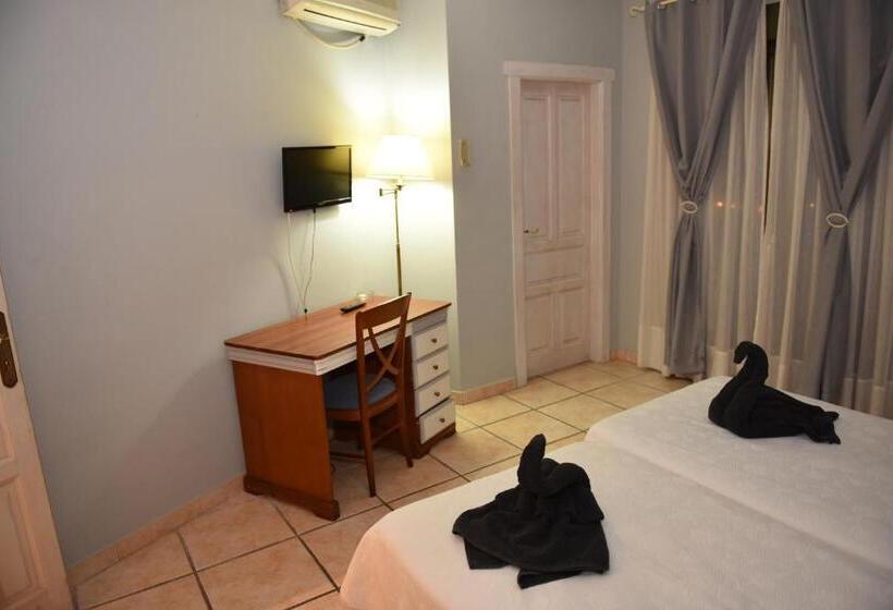 اتاق استاندارد با چشم‌انداز, Rural El Castillo