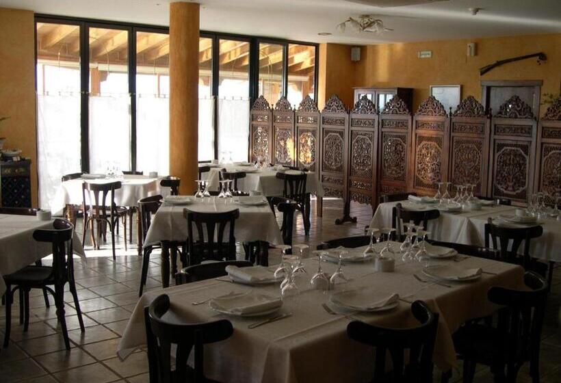 ویلای سوپریور 1 خوابه, Rural El Castillo