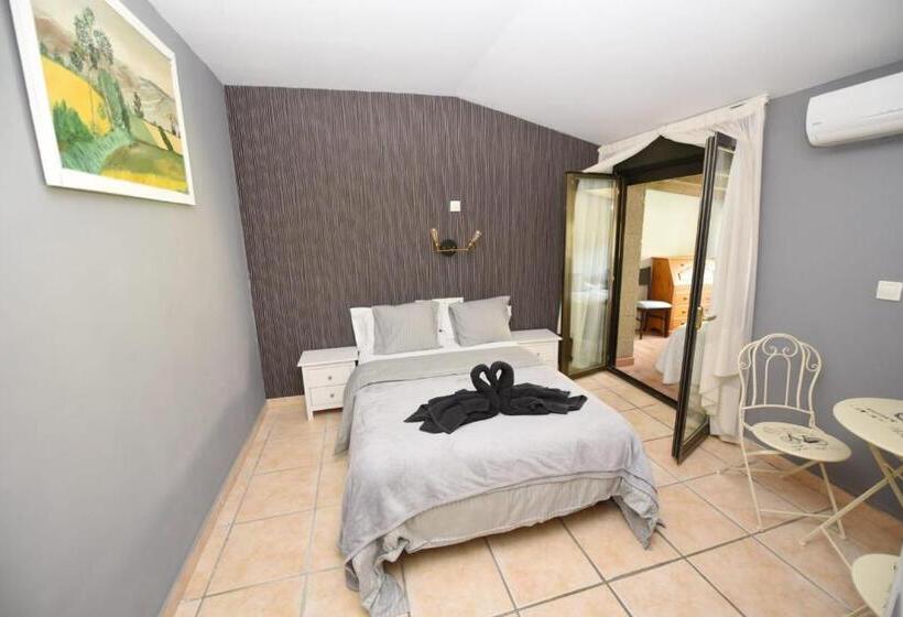 اتاق استاندارد چهار تخته, Rural El Castillo