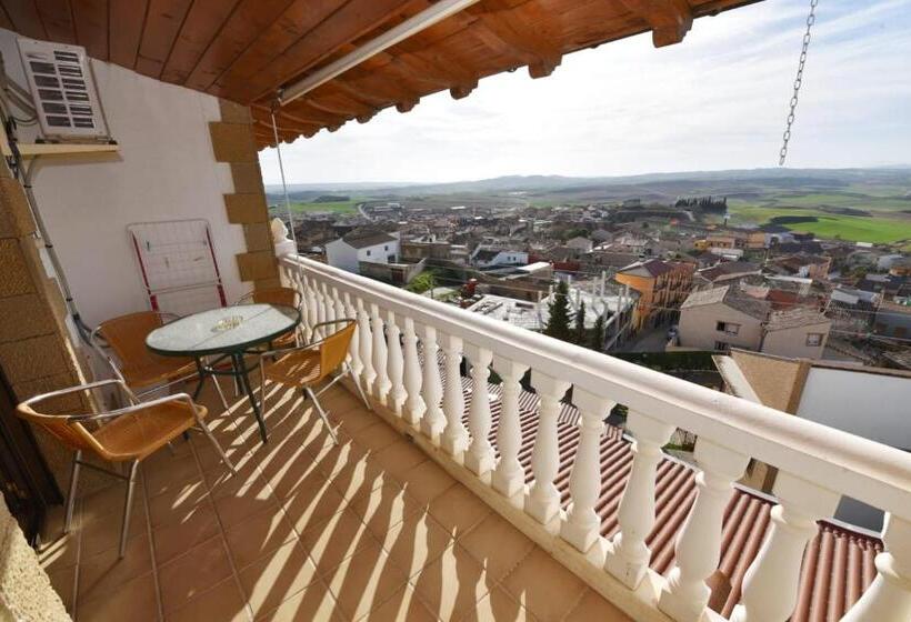 Апартаменты 3 Спальни, Rural El Castillo