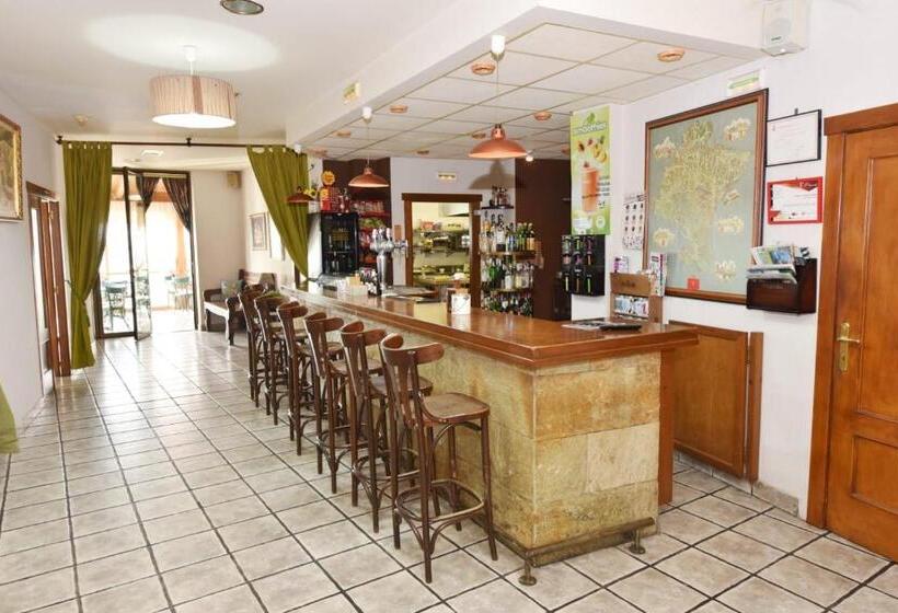 ویلای سوپریور 1 خوابه, Rural El Castillo