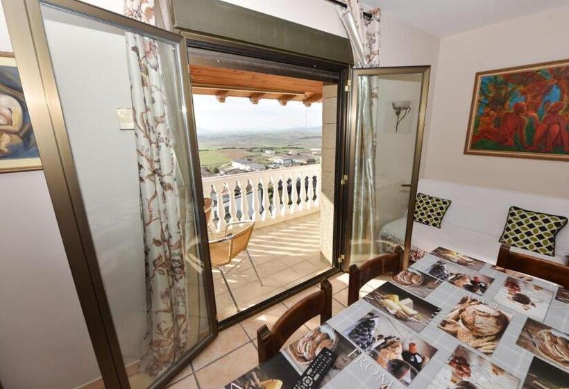 آپارتمان 3 خوابه, Rural El Castillo