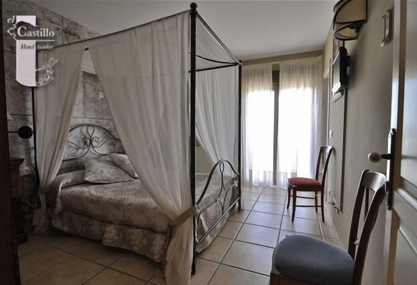 اتاق سوپریور با وان آب گرم, Rural El Castillo