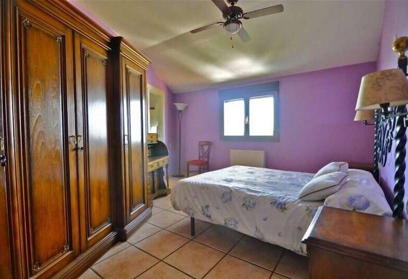 Апартаменты 3 Спальни, Rural El Castillo
