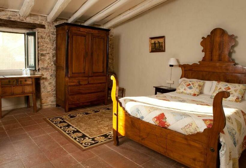 اتاق استاندارد سه نفره, Turisme Rural Mas Masaller