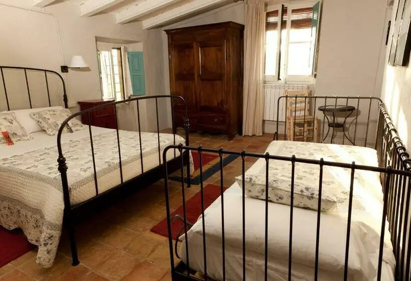 Standard Kolmen Hengen Huone, Turisme Rural Mas Masaller