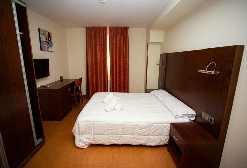 スタンダードルーム, Villa De Cárcar