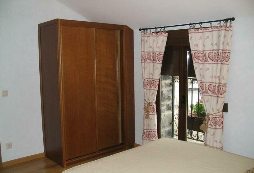 جناح عائلي غرفتين نوم, Villa Russell