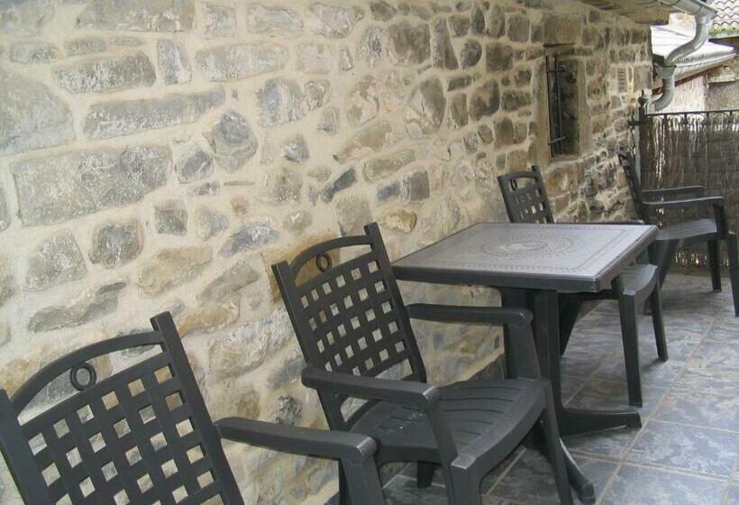 جناح عائلي غرفتين نوم, Villa Russell