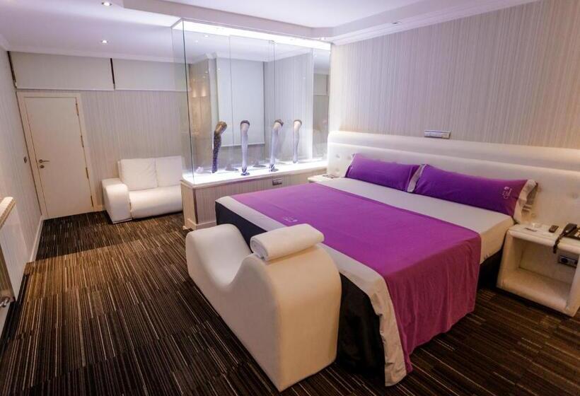 Люкс с гидромассажем, Motel Venus Pontevedra