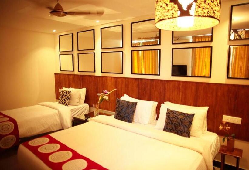 高级三人间, Highnest