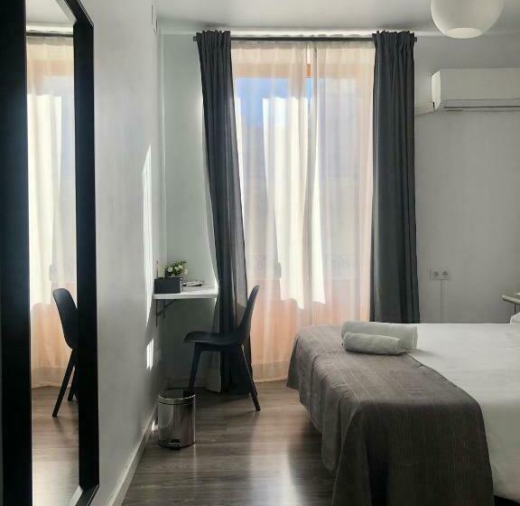 اتاق استاندارد با سرویس بهداشتی مشترک, Kasa Katia Guest House
