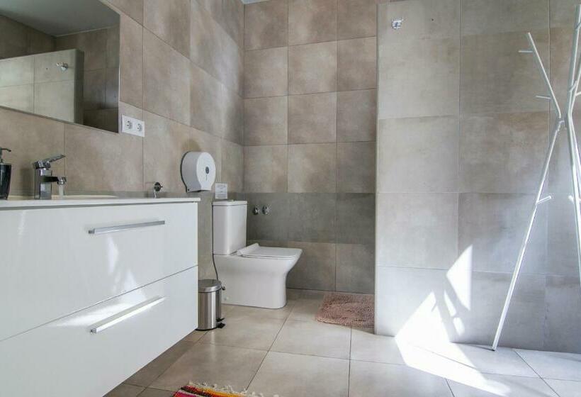 اتاق استاندارد سه نفره, Kasa Katia Guest House