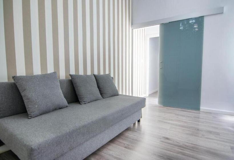 اتاق خانوادگی, Kasa Katia Guest House