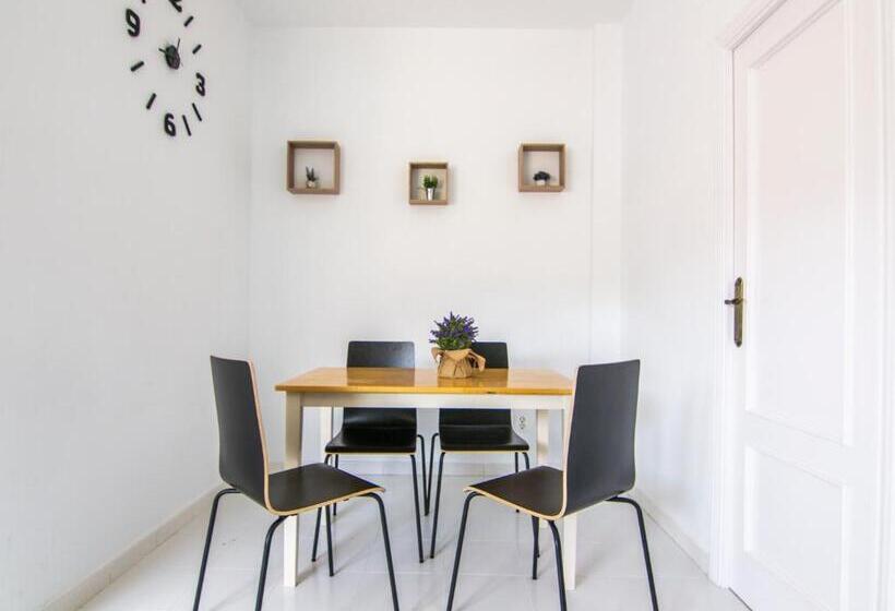 آپارتمان 1 خوابه با تراس, Kasa Katia Guest House