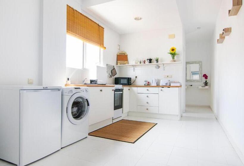 آپارتمان 1 خوابه با تراس, Kasa Katia Guest House