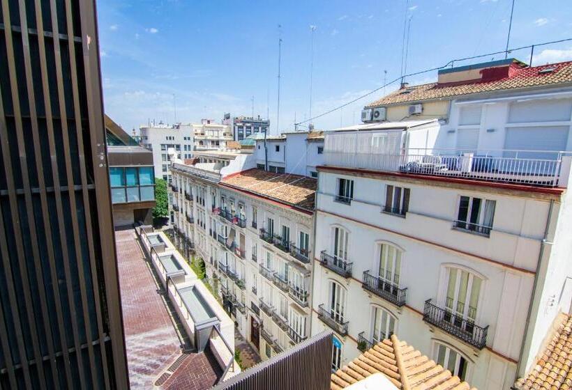 آپارتمان 1 خوابه با تراس, Kasa Katia Guest House