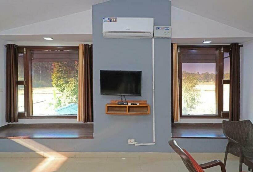 اتاق لوکس, Corbett Treat Resort