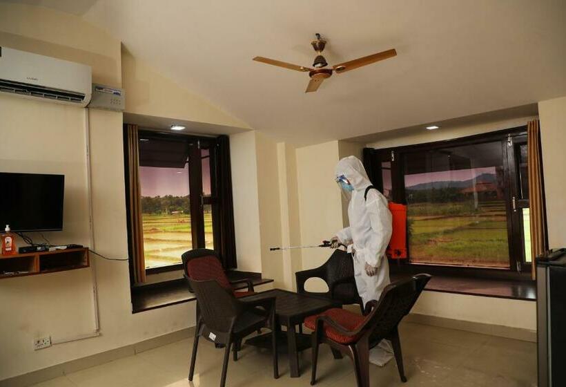 디럭스 룸, Corbett Treat Resort