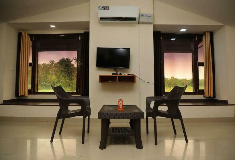 اتاق لوکس, Corbett Treat Resort