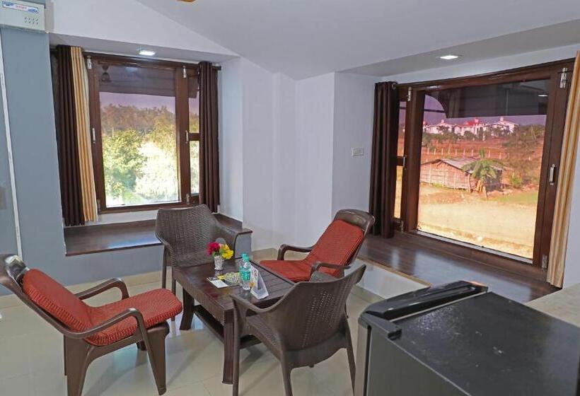 اتاق لوکس, Corbett Treat Resort