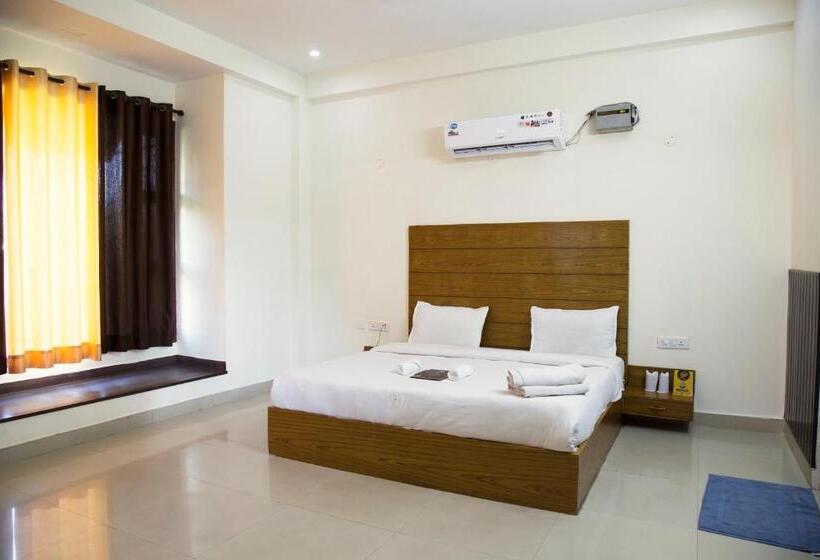 اتاق لوکس, Corbett Treat Resort