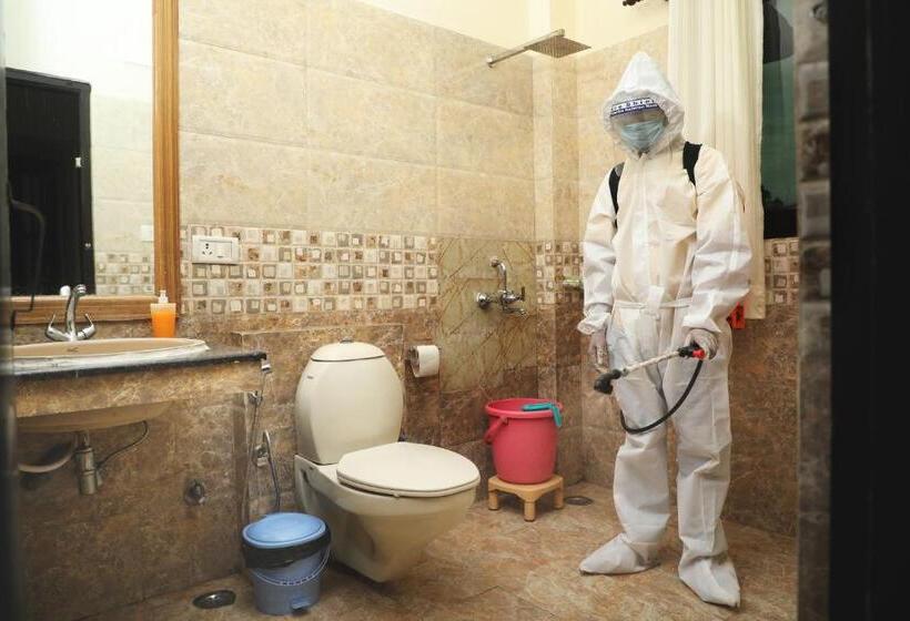 سوییت خانوادگی, Corbett Treat Resort