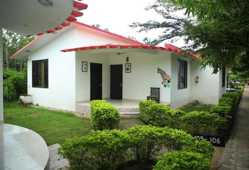 سوییت خانوادگی, Corbett Treat Resort