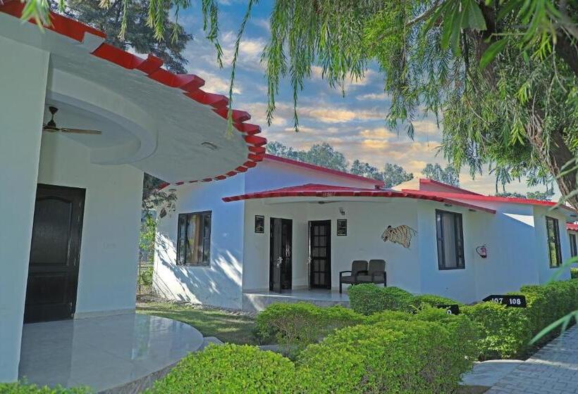 패밀리 스위트, Corbett Treat Resort