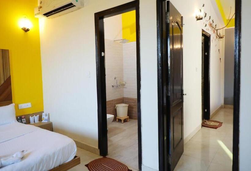 سوییت خانوادگی, Corbett Treat Resort