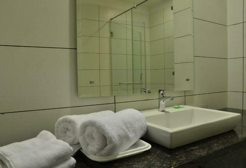 Номер Deluxe, Best Western Swing High Katra