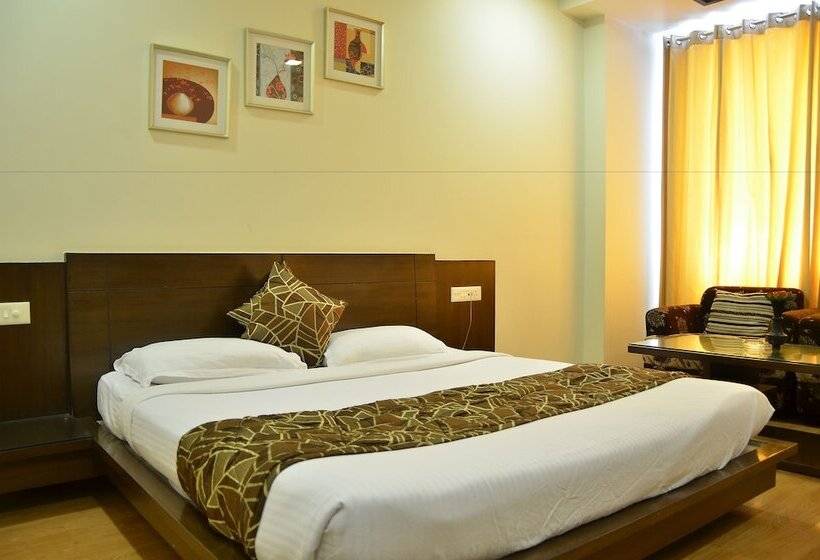 Номер Deluxe, Best Western Swing High Katra