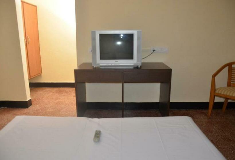 标准间, Ferreira Resort