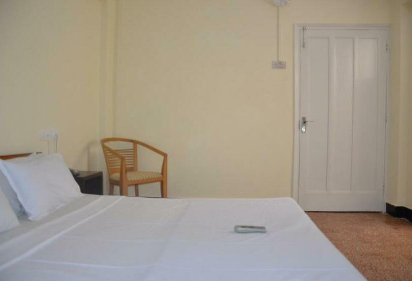 标准间, Ferreira Resort