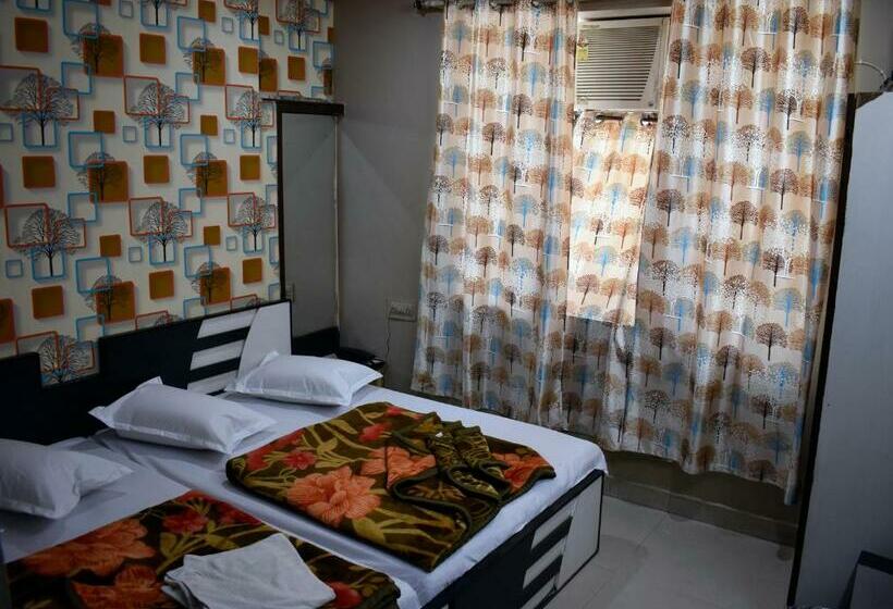 اتاق لوکس, Mittal Inn