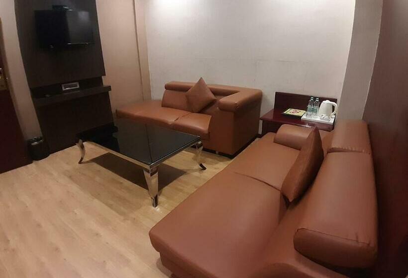 スイート, Palmyra Grand Suite