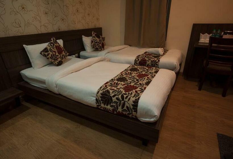اتاق لوکس, Rajdarbar Hotel & Banquet, Siliguri