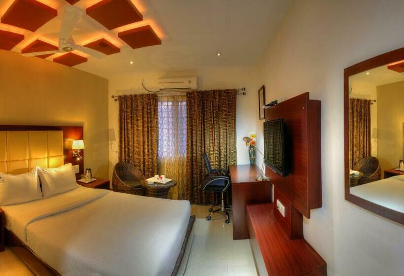 Superior Rum, Rajmahal Inn