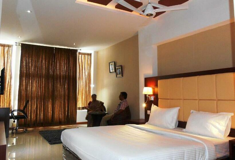 Standard Trippelrum, Rajmahal Inn