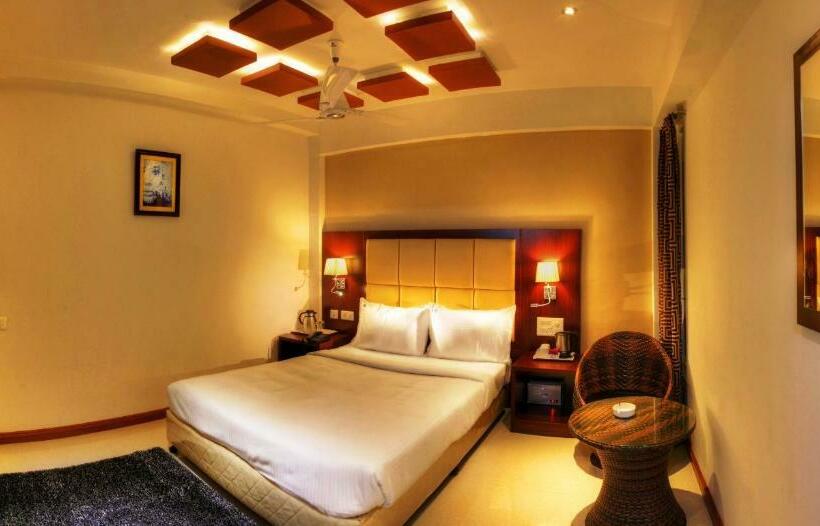 Superior Rum, Rajmahal Inn