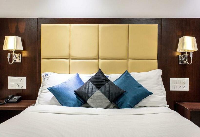 Standard Trippelrum, Rajmahal Inn