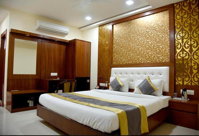 غرفة سوبيريور, Simran Pride, Raipur