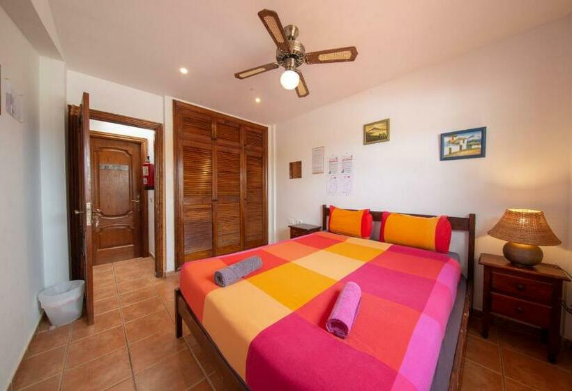 バス共有のスタンダードルーム, La Tortuga Hostel