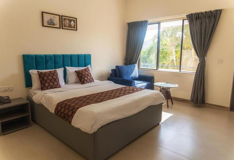 豪华房间, Girivihar Holiday Club   Pure Veg